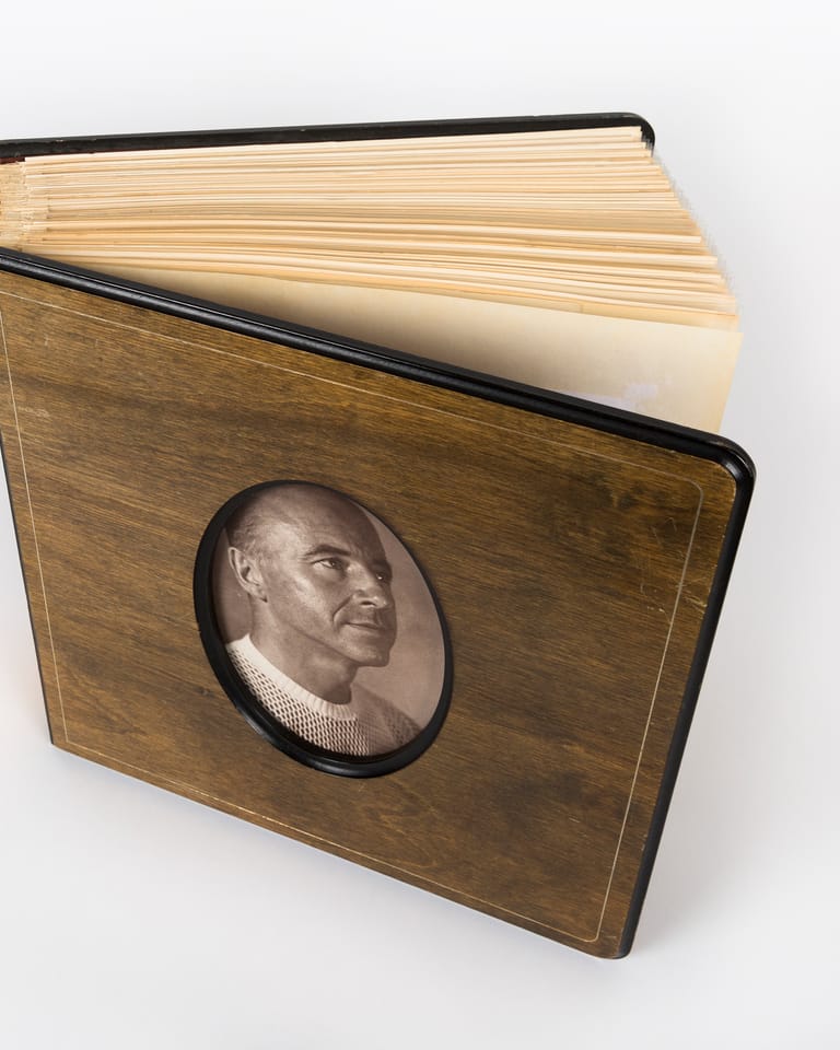 Album met werk van Lodewijk Bruckman