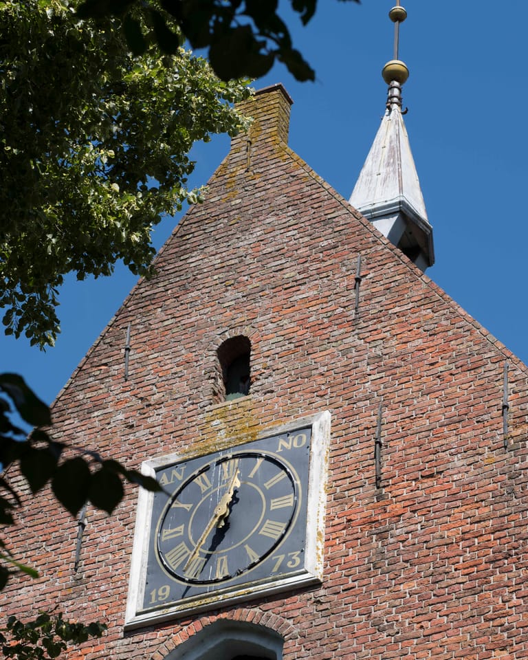 Van een zoep'mbrij klokje en een cachot