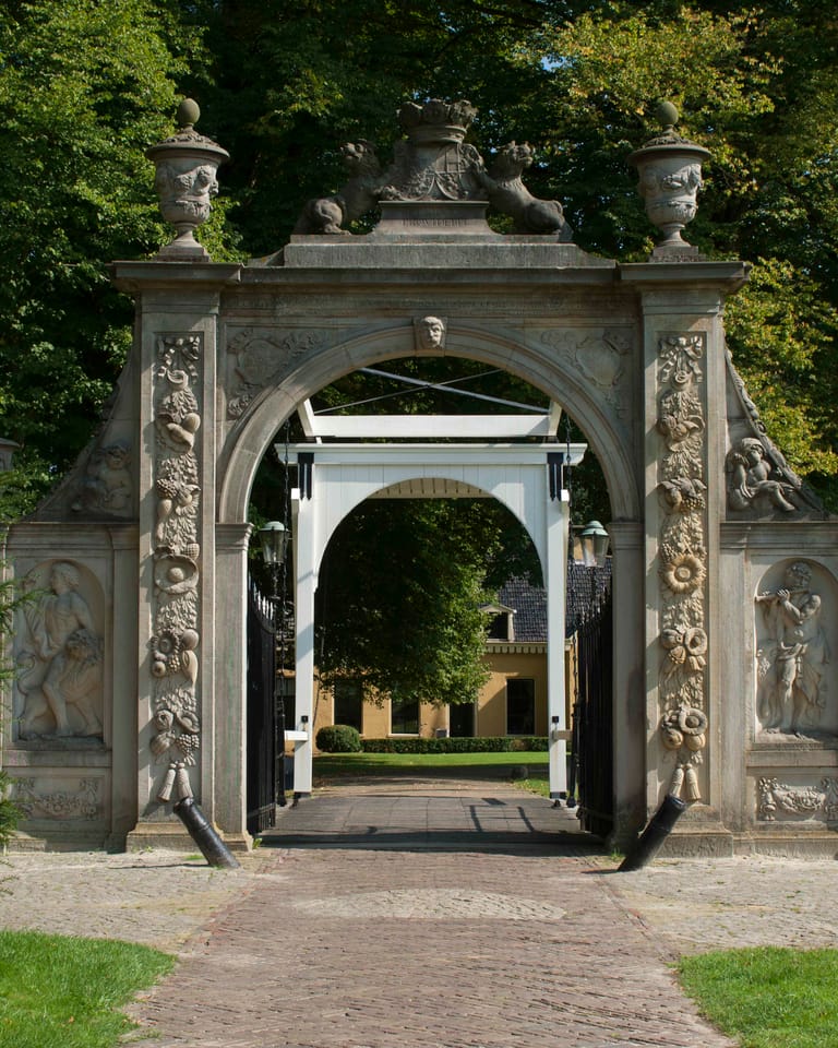 Vorstelijke entree