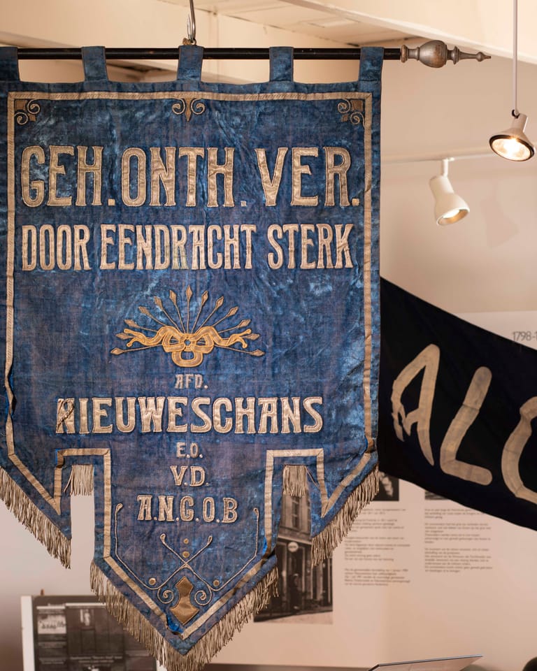 Denkende mensen drinken niet, drinkende mensen denken niet