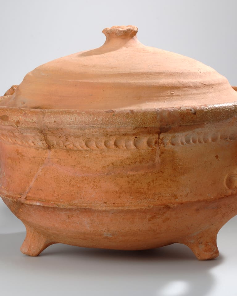 Een doodgewone pot met een deksel